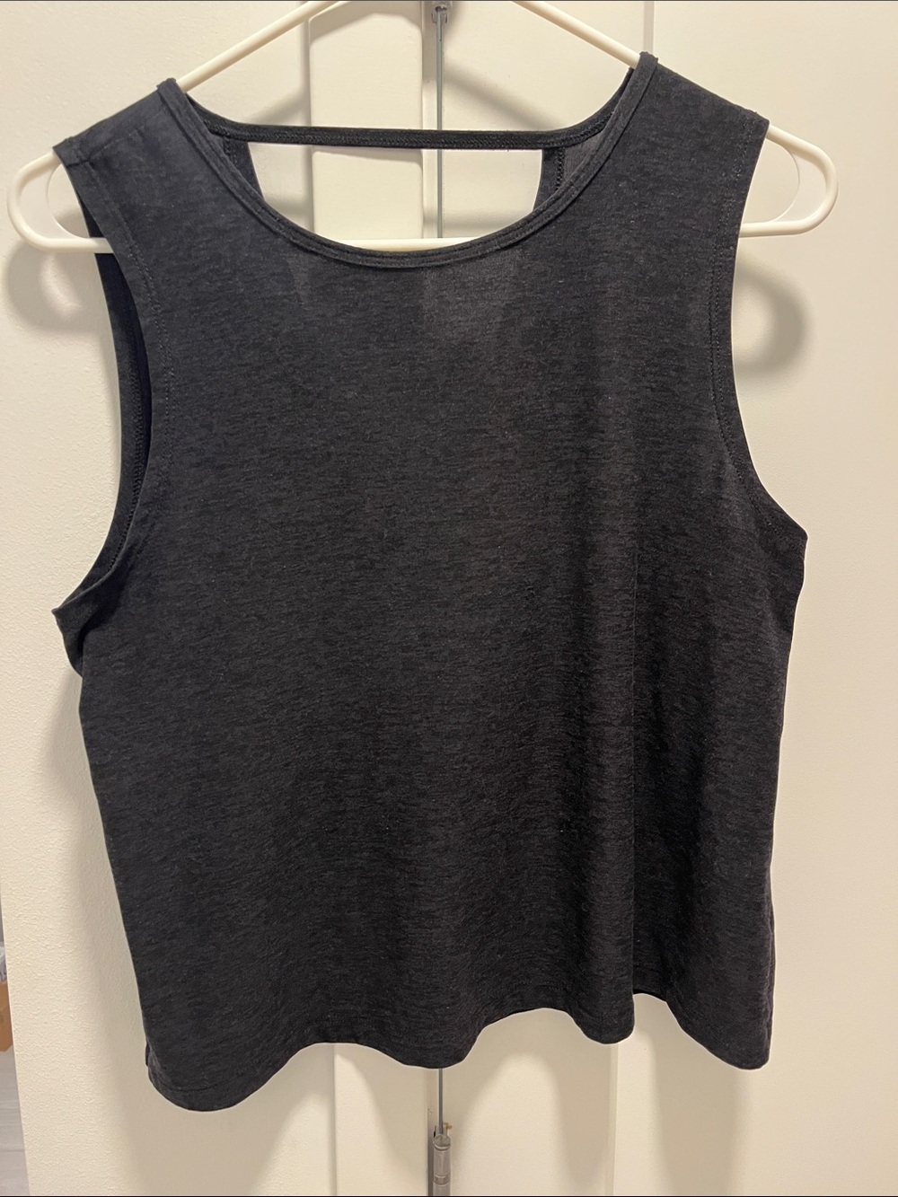 Beyond Yoga Featherweight Spacedye Open Back Tank Black